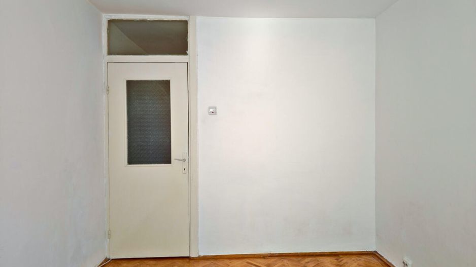 Soarelui - Scoala 30 - 3 Camere, Decomandat, 2 Bai, Etaj 2, Centrala - Poză 10