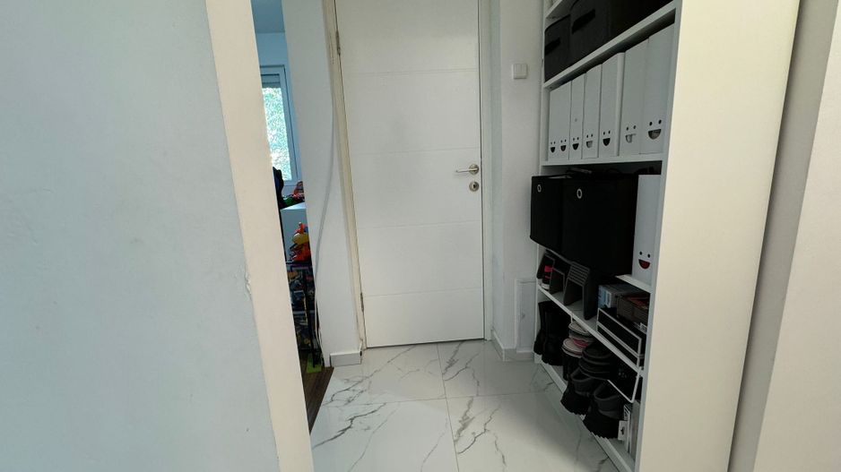 APARTAMENT 2 CAMERE | RENOVAT | FLOREASCA COMPOZITORII - Poză 10