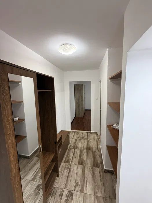Garsonieră decomandată de închiriat | 33 mp | Centrală proprie | Zona Buziasului - Poză 2