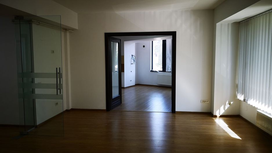 Birou Sincai - Poză 3