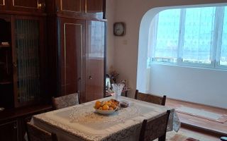 Apartament 3 camere decomandate, zona Piața Zorilor. - Poză 1