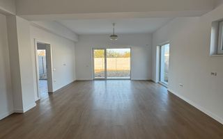 Casa traditionala napoletana gata de mutat! Finisaje premium - Poză 1