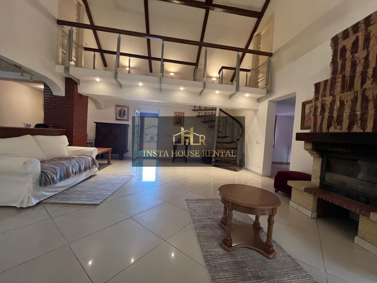 Casa cu teren 1000mp Ciolpani - Poză 11