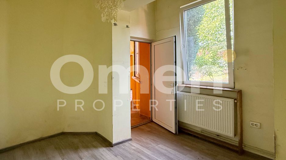 Casă cu 3 camere, garaj și anexă în centrul vechi Baia Mare - Poză 6