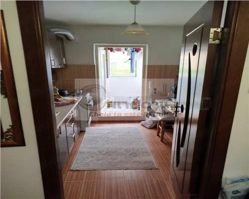 Apartament 2 camere decomandat Galata 83000 euro - Poză 1