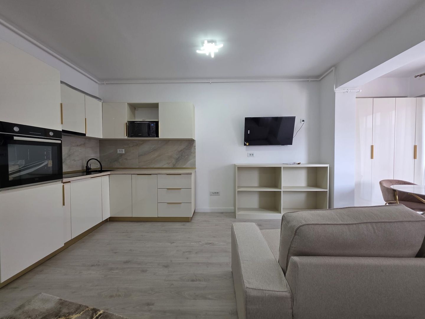 Garsonieră modernă de închiriat – Pipera Ivory  | imobil nou | - Poză 3