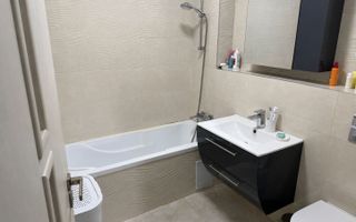 Apartament modern cu 3 camere de inchiriat in zona ultra-centrala - Poză 5