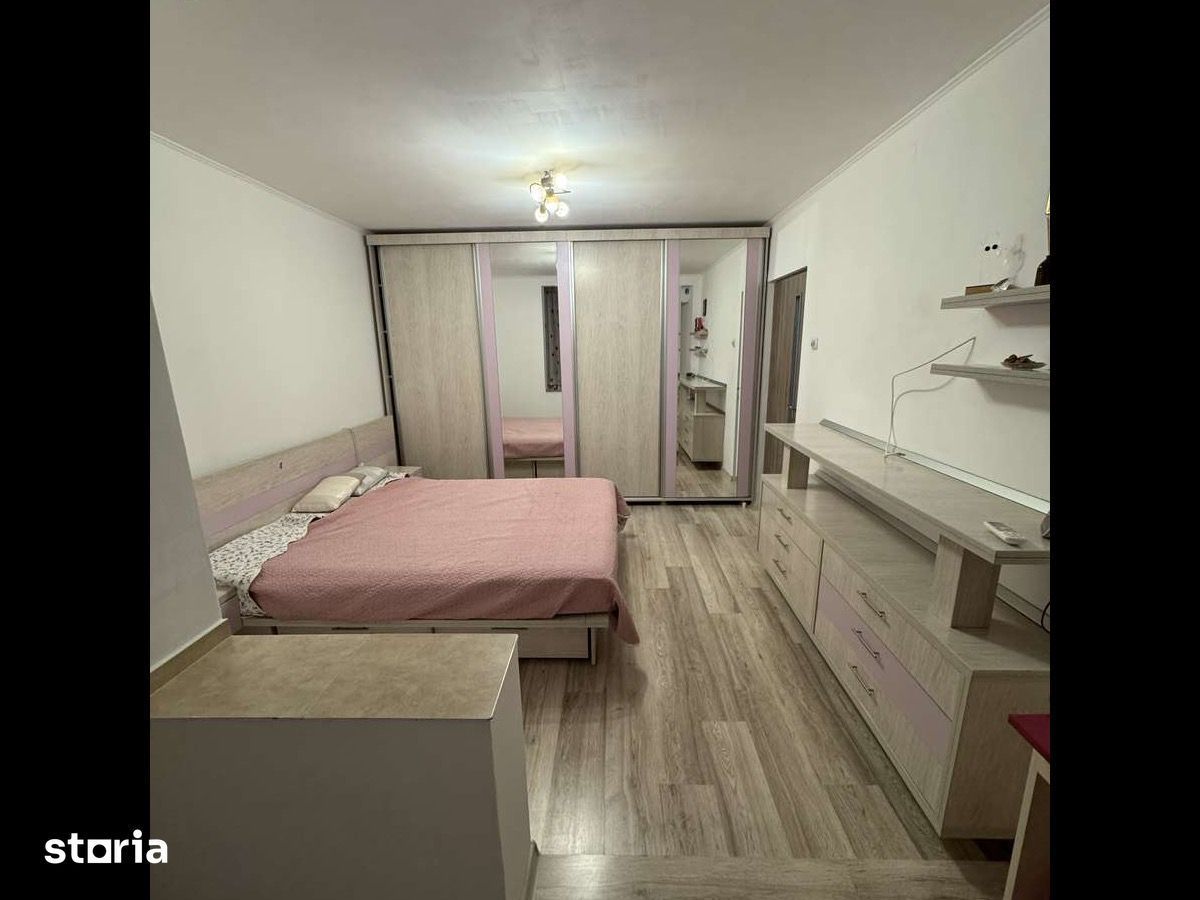 Închiriere Apartament cu 3 camere, parter, parcare, pet friendly, 8 min metrou - Poză 5