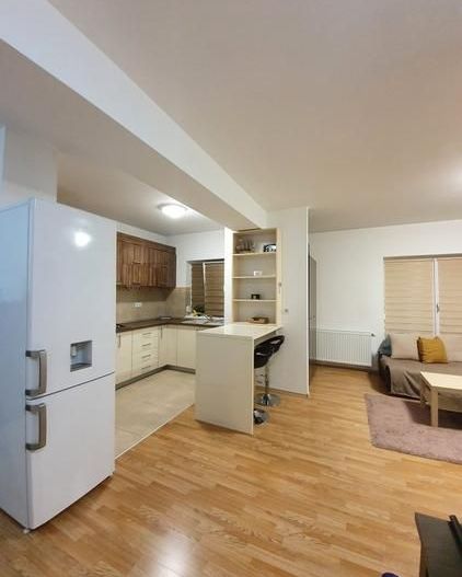 Apartament 3 camere, grădină proprie, parcare inclusă, centrală, boxă - Poză 7