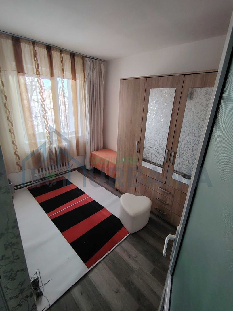Închiriez Apartament - Poză 2