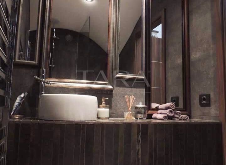 Penthouse de lux cu 3 camere în zona Centrală !! - Poză 8