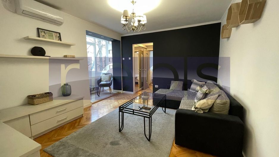 VANZARE APARTAMENT 2 CAMERE METROU PIATA ROMANA ULTRACENTRAL 40MP INVESTITIE - Poză 1