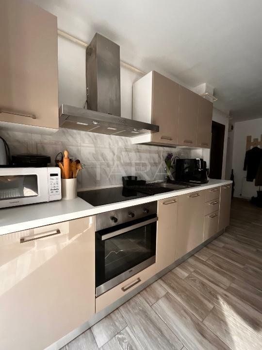 Apartament modern cu 2 camere în zona Florilor. - Poză 1