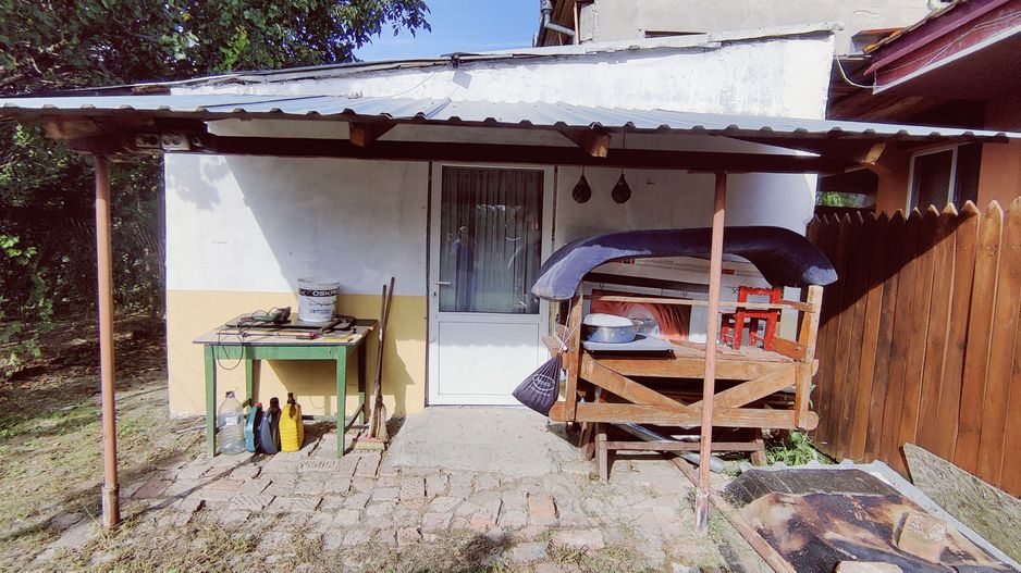 CASA 65 MP LA CURTE COMUNA CU TEREN 650 MP ZONA FRATELLI - Poză 10