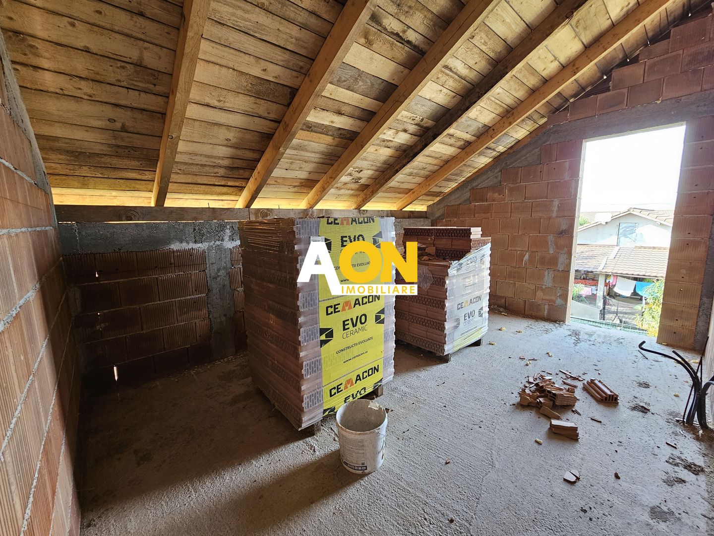 Casa la rosu, 4 camere, 2 bai, 345 mp teren, zona Ampoi 3 - Poză 13