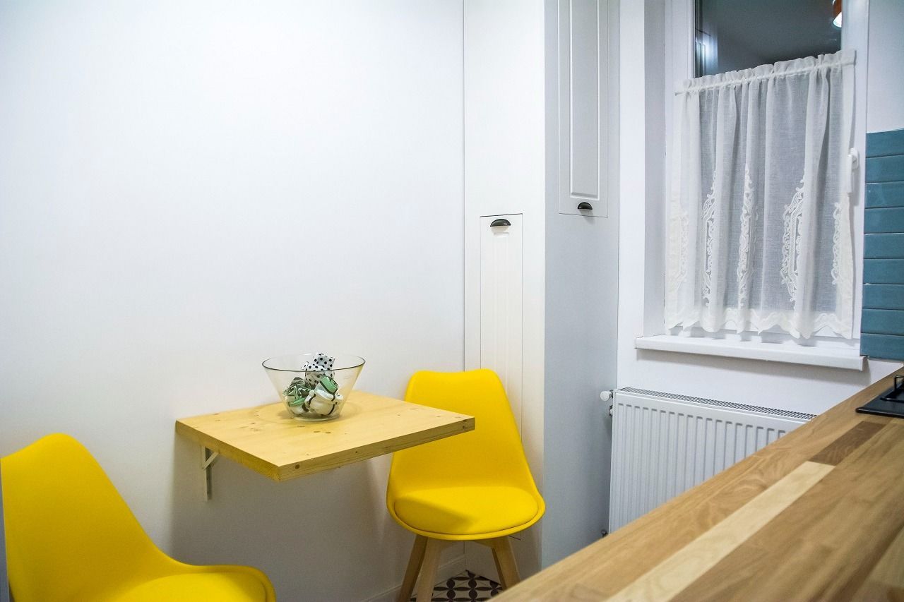 APARTAMENT  CU 3 CAMERE  CU VEDERE SPRE PIATA SF.GHEORGHE - Poză 12