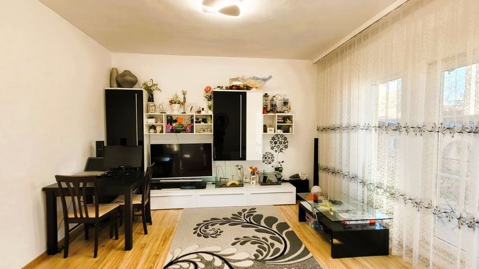Casă 4 camere P+1 de vanzare   Domnești - Poză 20