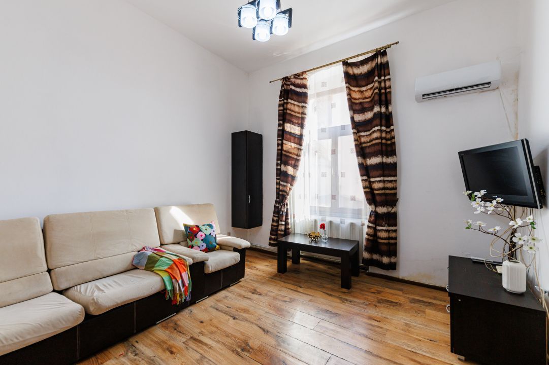 Apartament cochet – pe malul Begai, aproape de centrul orasului! - Poză 1