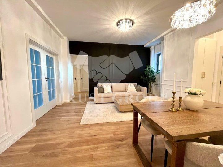 Apartament 3 camere Universitate - Poză 1