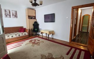 Apartament 3 camere etaj 1 Decebal - Poză 2