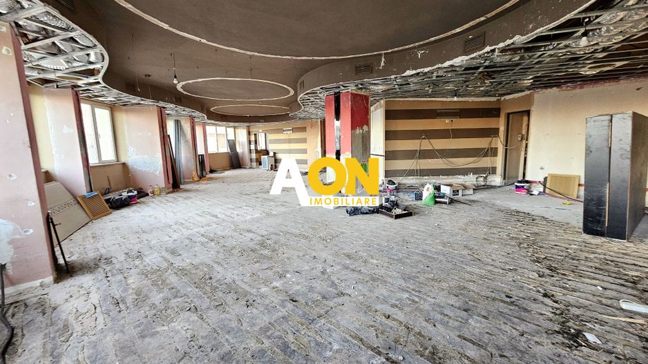 Spatiu comercial sau de birouri, 325 mp utili, M-uri - Poză 13