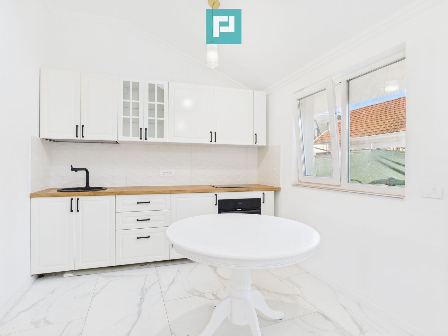 Apartament modern cu 2 camere la curte comună - Poză 4