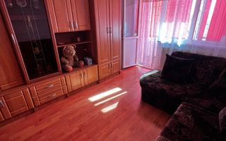 Apartament 3 camere de vânzare – Micro 7 - Poză 1