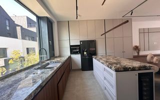 AVALON ESTATE TOWNHOUSE - Poză 8