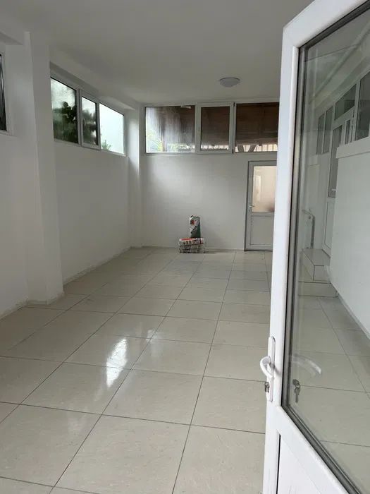 Casa la curte de inchiriat pretabila Afterschool/Spatiu Birouri - Poză 2