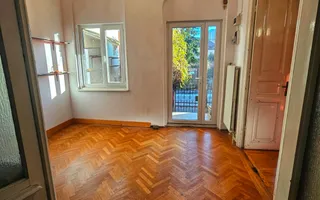 Casă cu arhitectură interbelică, 5 camere, teren 409 mp – Central - Poză 45