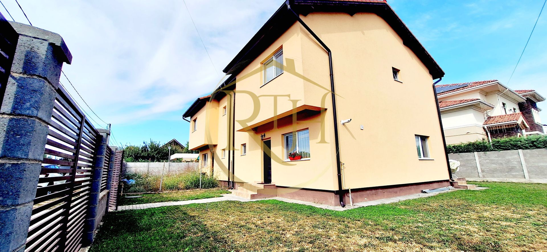 Oferim spre inchiriere casa cu 4 camere,Nemobilata in Dumbravita,aproape de Lidl - Poză 1