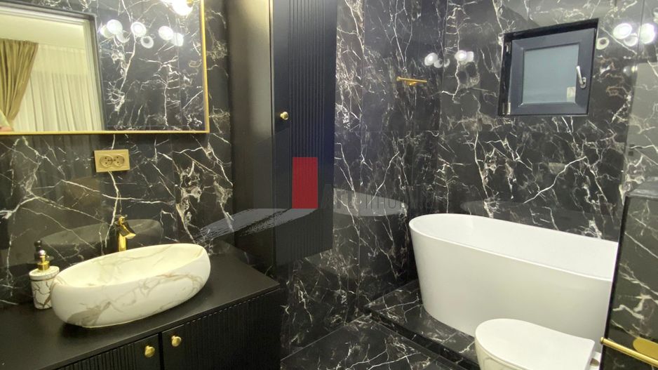 VILA SUPERBA DE VANZARE IN PIPERA - Poză 15