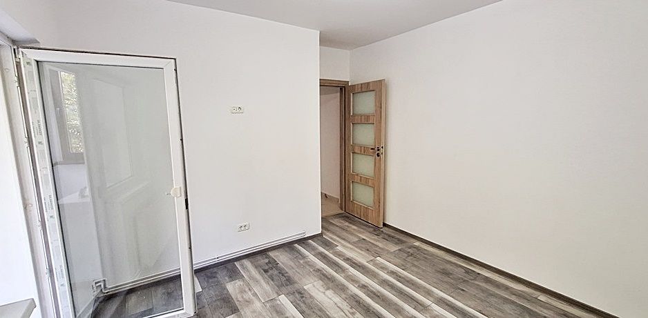 Racadau, apartament decomandat, renovat,  57mp utili, etaj 1, pret 119500 euro - Poză 6