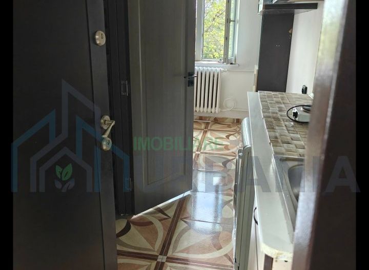 Închiriere cameră 12 mp, Bularga, Iași – WC, duș, mobilată - Poză 3