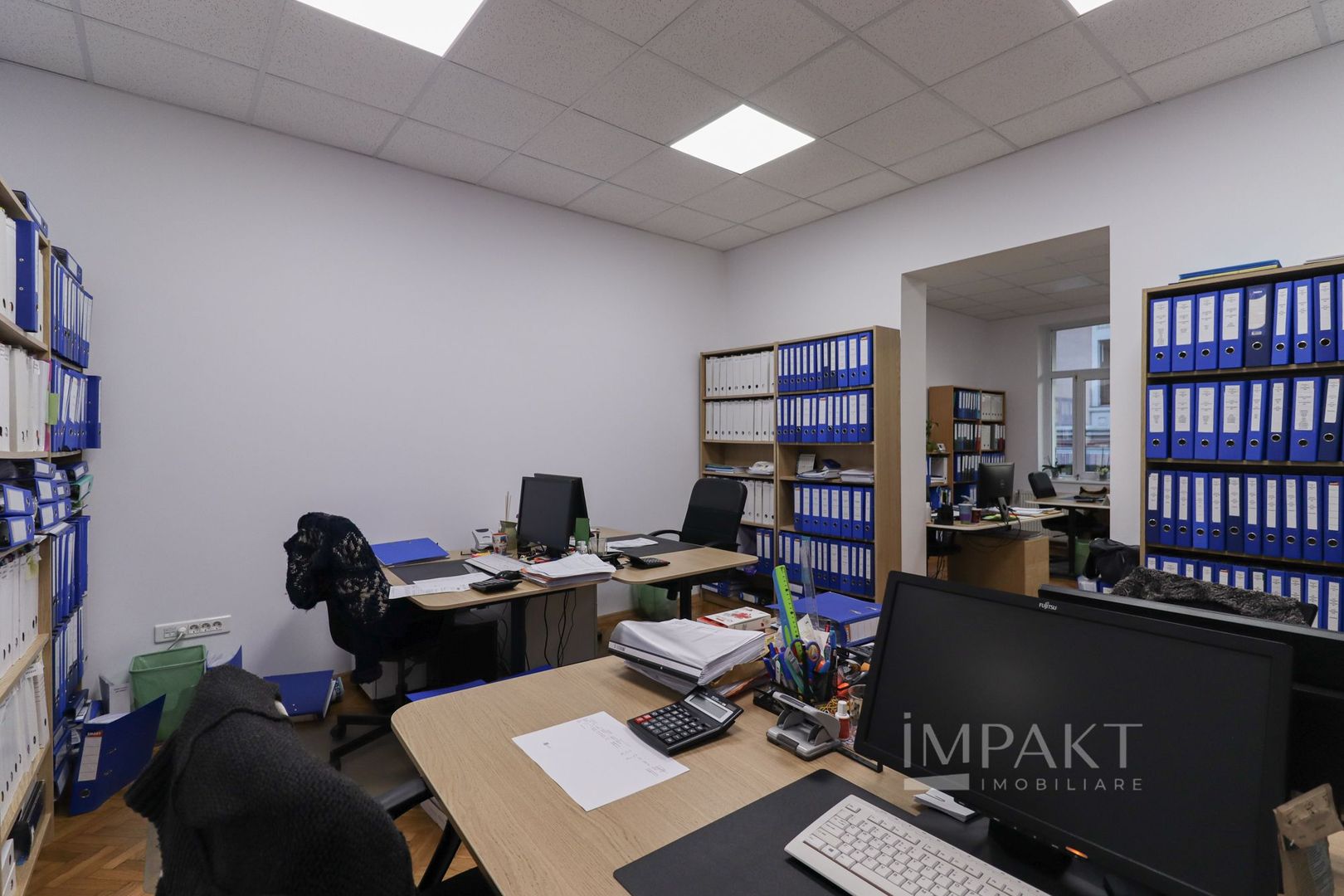 Apartament amenajat si utilizat ca si spatiu de birou aproape de Tribunal! - Poză 11