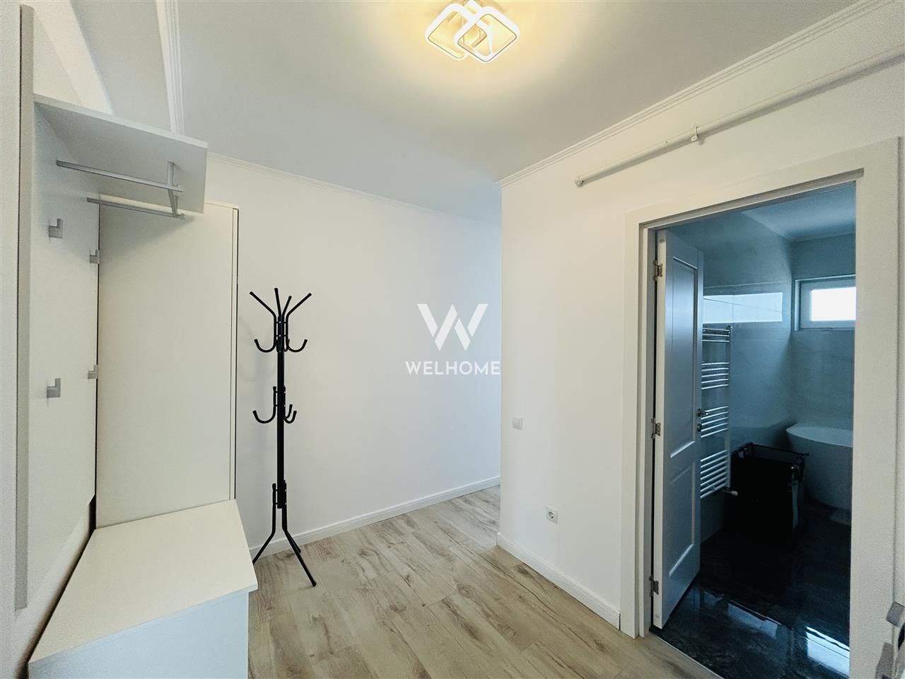 Apartament modern de vanzare - 2 camere, balcon si loc de parcare - Poză 9