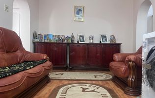 Parter!Vânzare apartament cu 3 camere - Târgoviște!