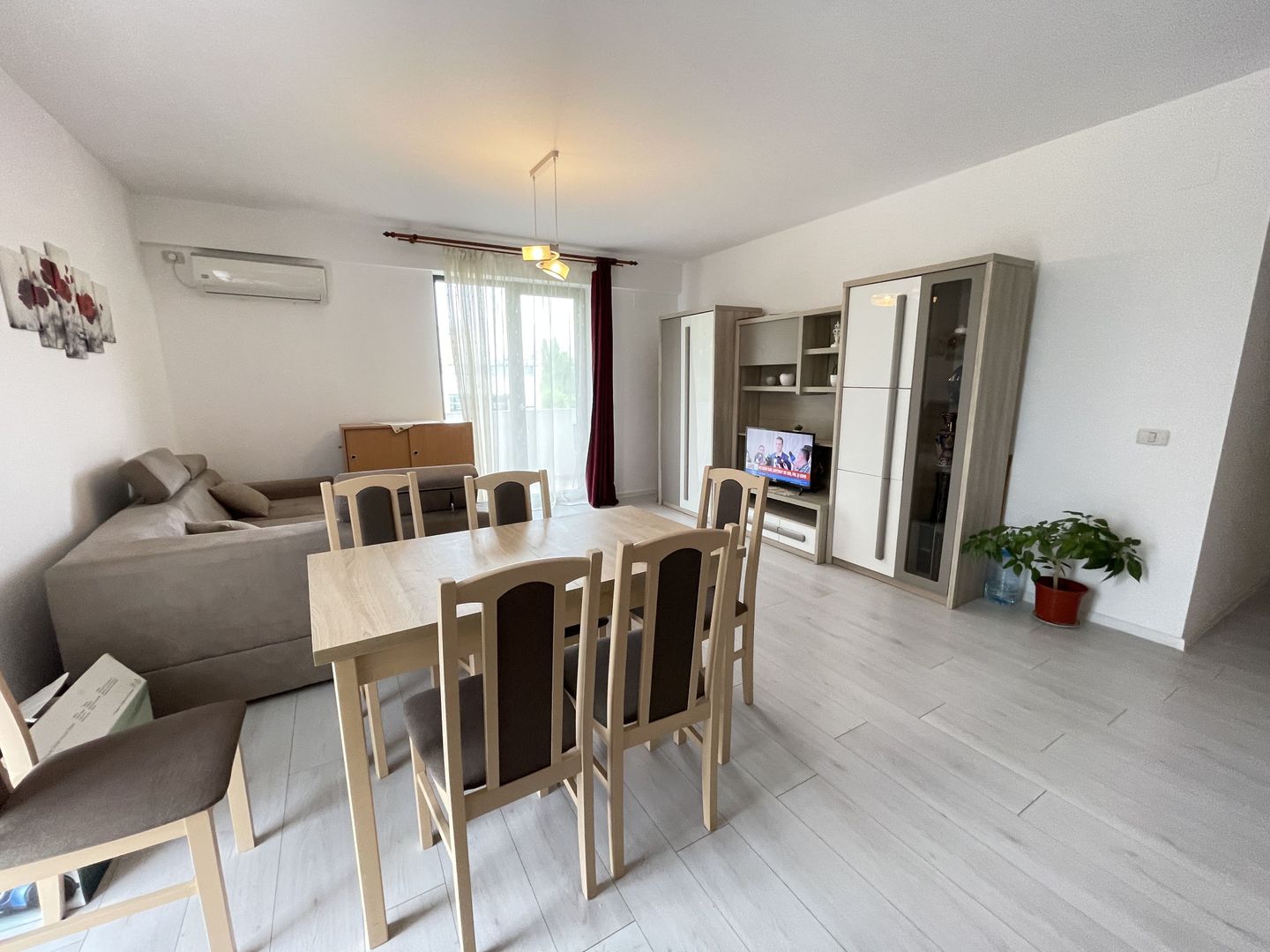 Apartament mobilat si utilat complet - Poză 1