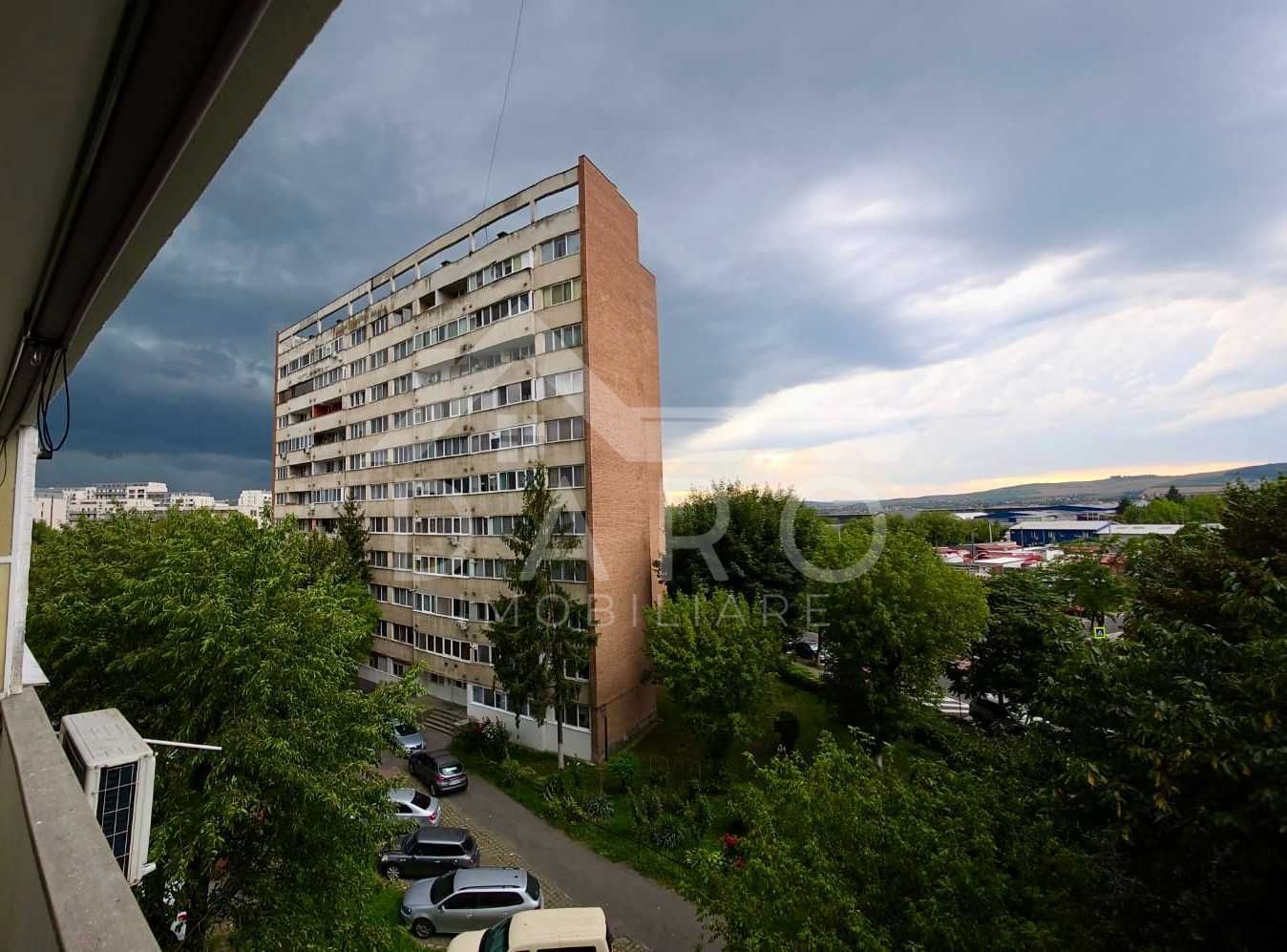 🏡 Apartament 3 camere decomandat, 65 mp – Zona Libertății, Târgu Mure - Poză 2