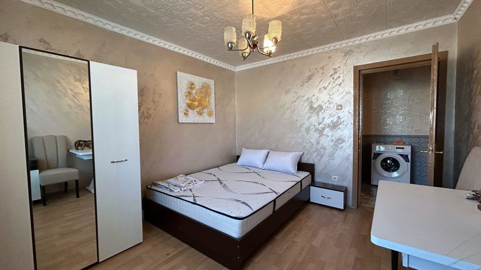 Apartament cu 3 camere  | 55 mp | Centru  |  Comison 0 - Poză 3