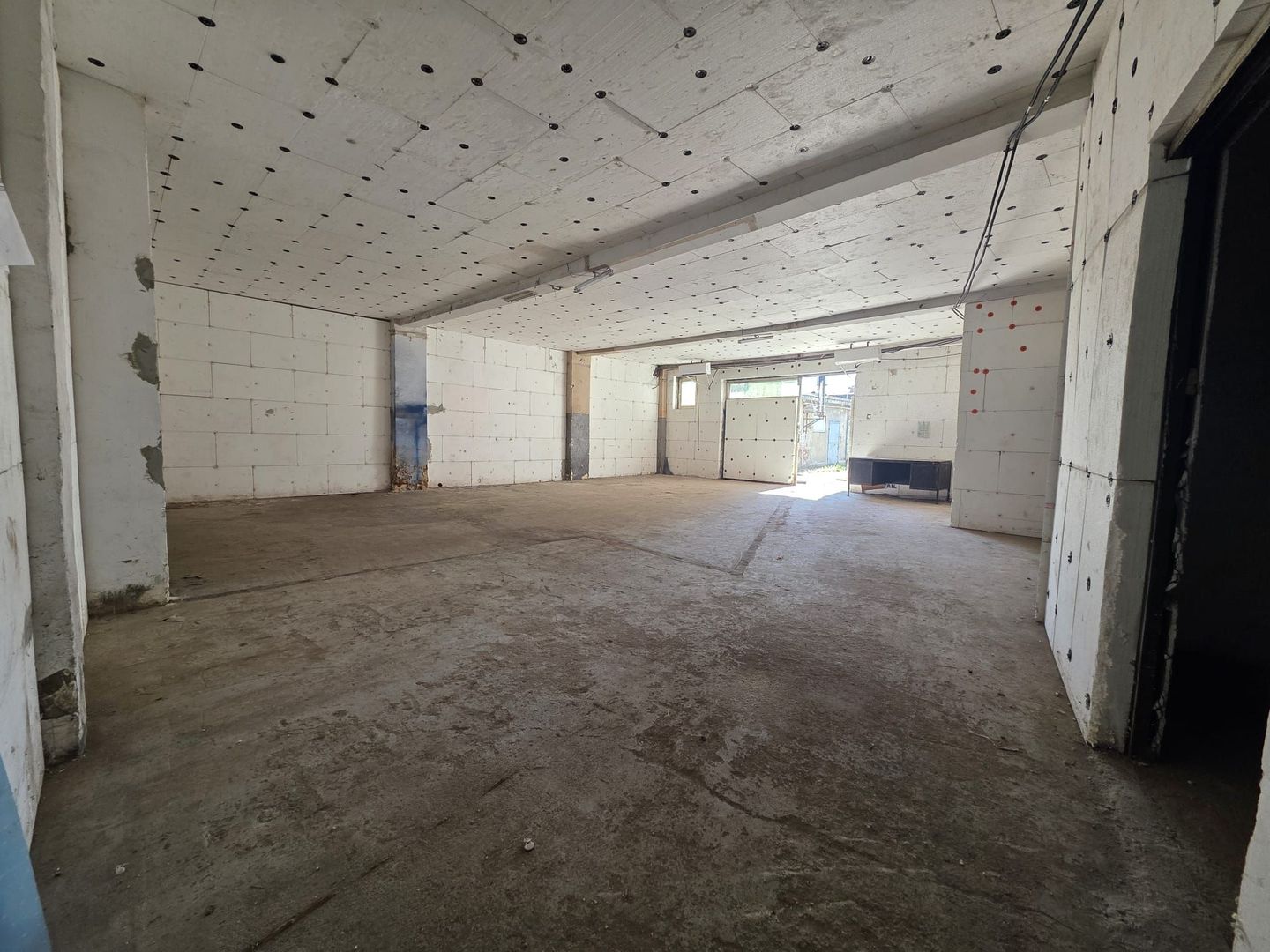 Spații de închiriat 40–500 mp | Hală, depozit, atelier, birouri | 6 € - Poză 16