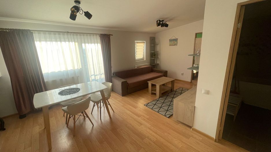 Apartament de inchiriat | Florilor | Balcon | 45 mp - Poză 2