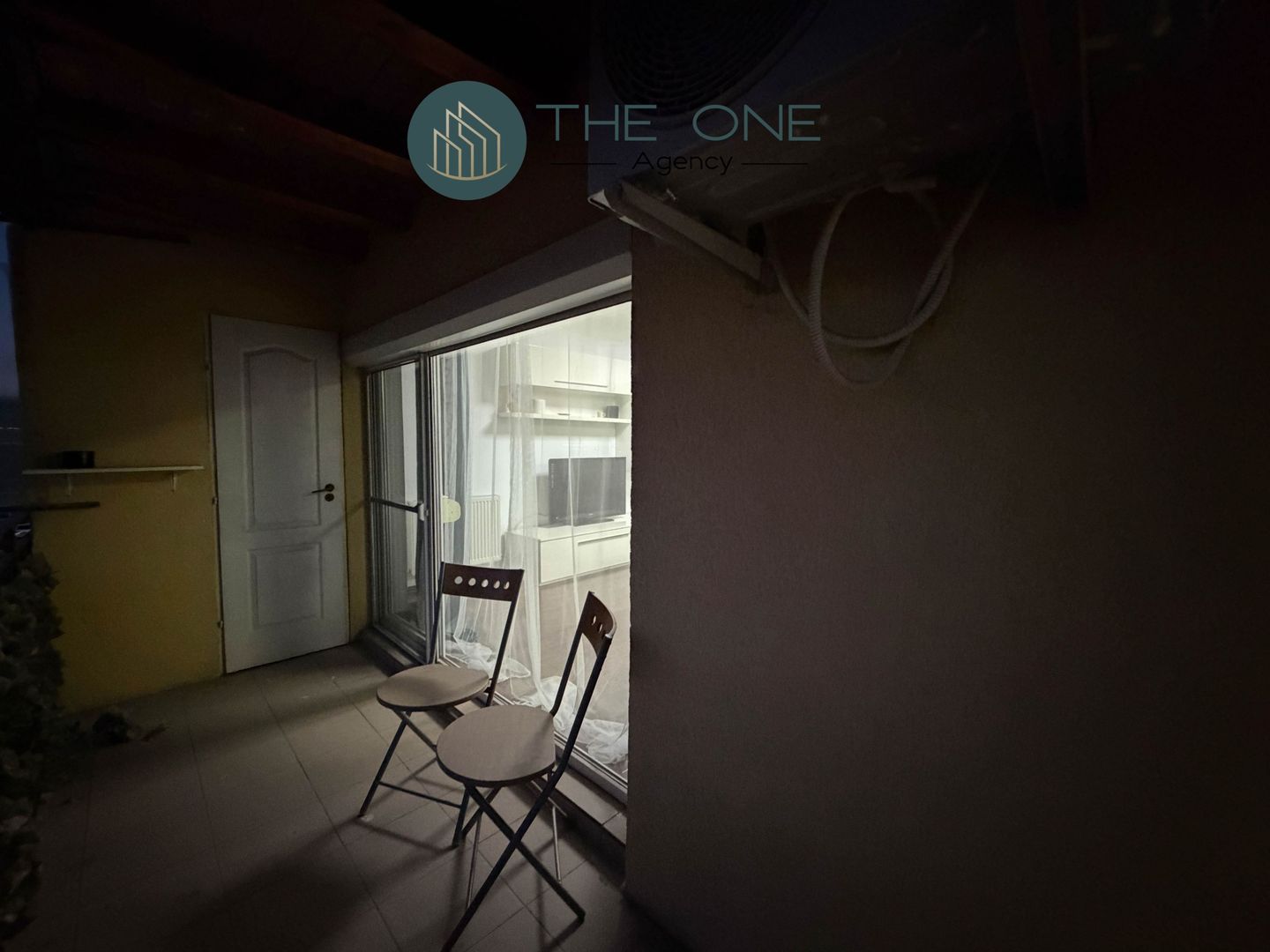 Apartament 2 camere, 2 balcoane + pod, parcare | Floresti - Poză 9