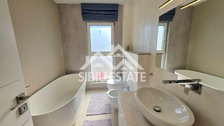 Apartament 4 camere cu terasa si pod, mobilat utilat - Poză 7