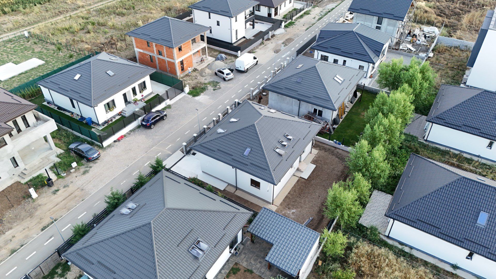 BUFTEA, CASA P+M 140 MP, LOT 357 MP! - Poză 4