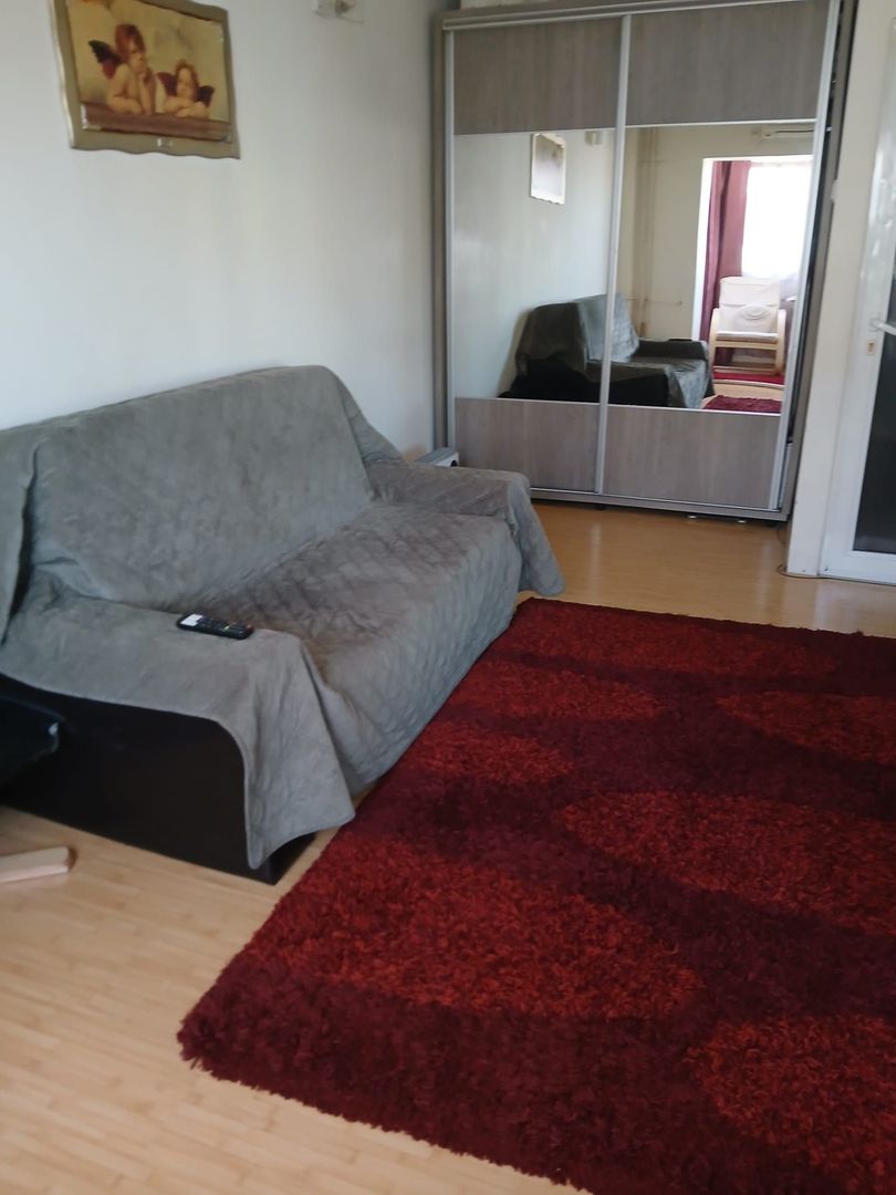 ofer spre vanzare garsoniera zona Crisan, etaj 3 - Poză 1