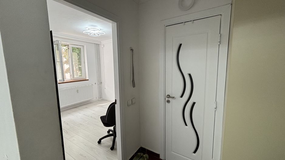 Apartament 3 camere Ozana – etaj 1, parcare inclusă, pet friendly - Poză 12