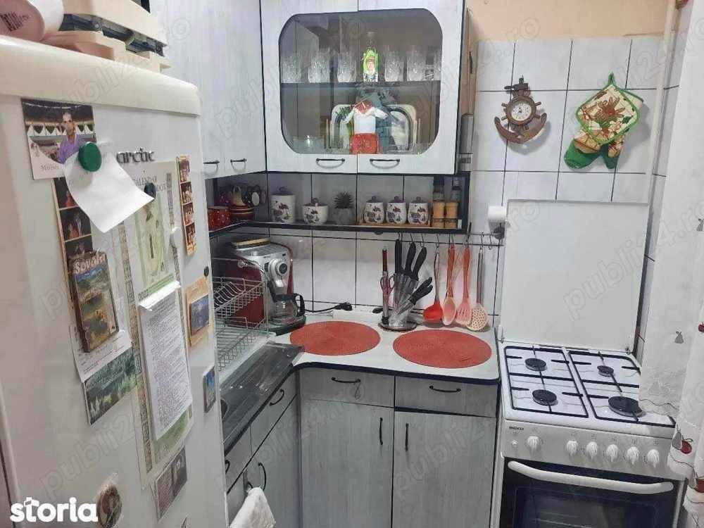 BRASADAS vinde ap cam etaj 4/4 Humulesti. - Poză 2