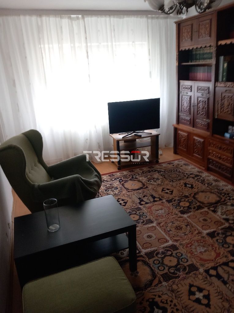 Apartament 3 camere de închiriat, Faleză Sud / Poarta 6 - Poză 2