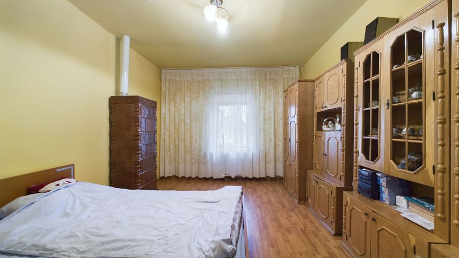 Casă pe un nivel in Pișchia - Poză 7